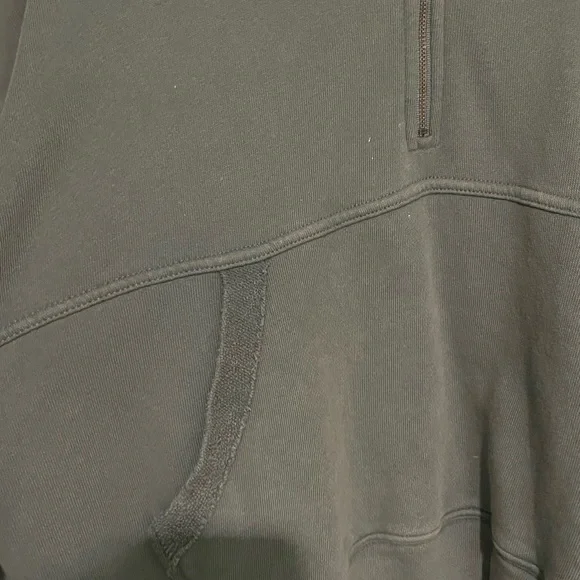 Aerie Women's Green Pullover Sweater - Picture 3 of 6